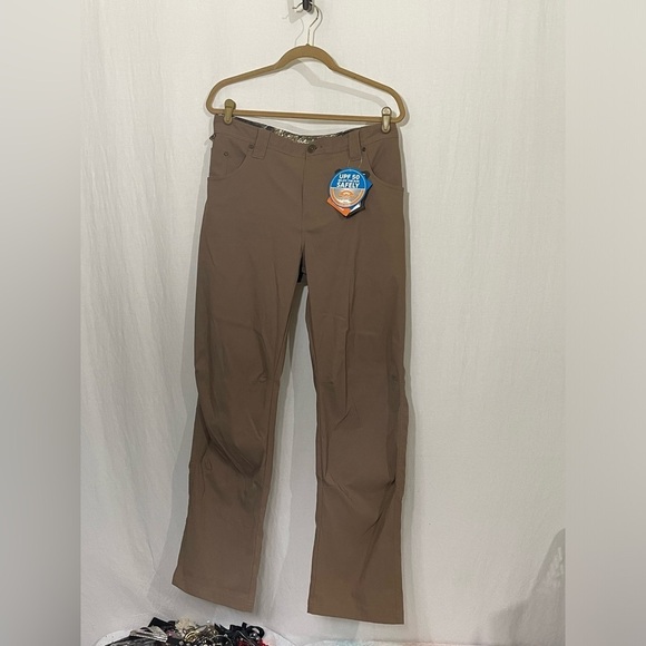 Columbia Omni shied pants
